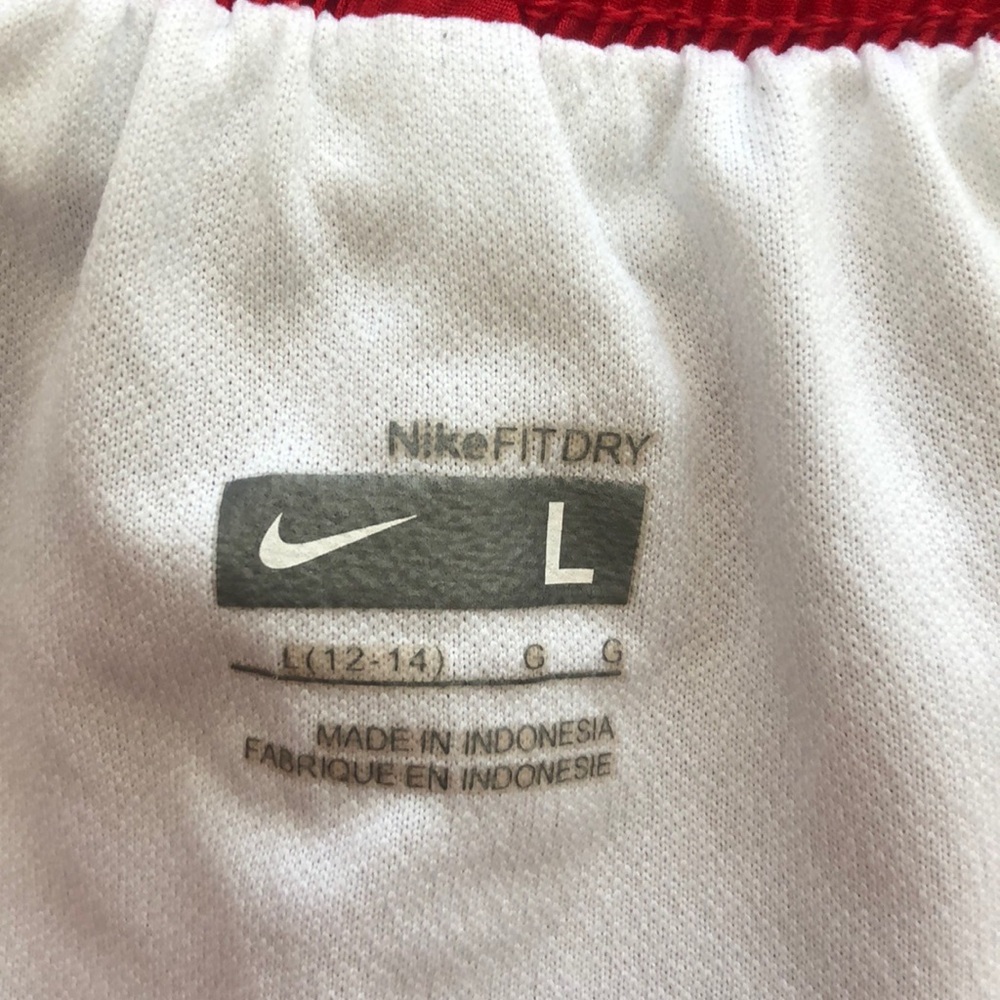 Nike running shorts - Picture 3 of 4